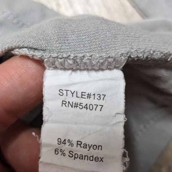 CAbi Gray Long Sleeve Blouse size small - Picture 5 of 8